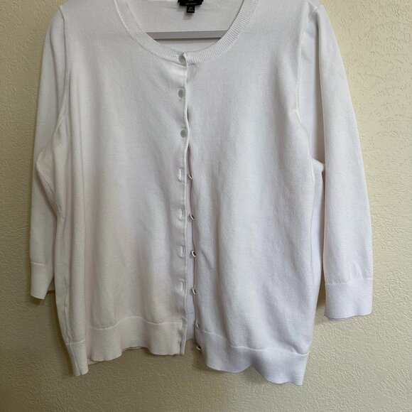 Talbot's white, button front long sleeved sweater, size 2X - Picture 1 of 11